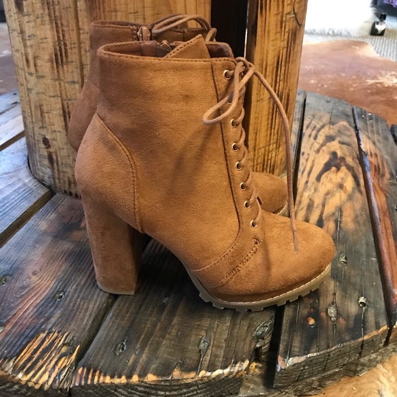 Tan Platform Combat Bootie - Picture 6 of 8